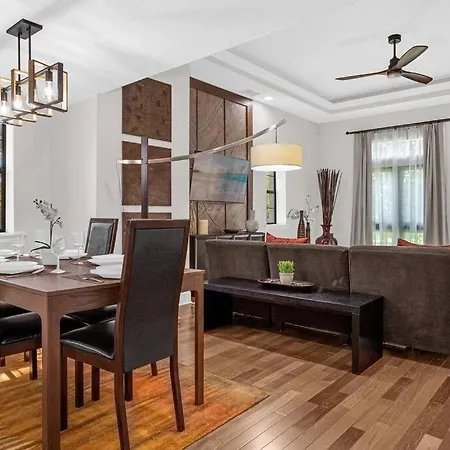 4Br 1 Mile To Disney World With Pool And Spa